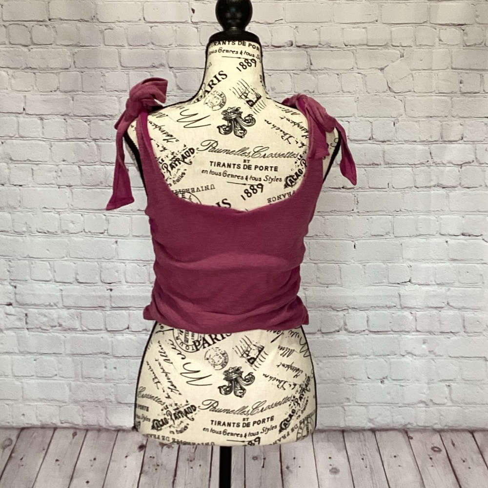 483. Free People Purple Cropped Tank NWT Size Large
100% cotton, 95% polyester, - Picture 3 of 5